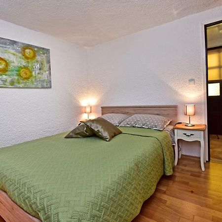 Apartment Corta City-Centre Пореч Экстерьер фото