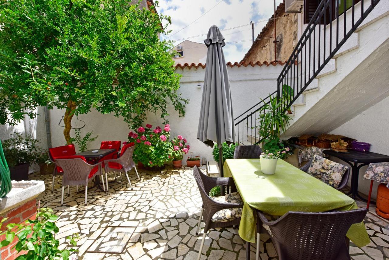 Apartment Corta City-Centre Пореч Экстерьер фото